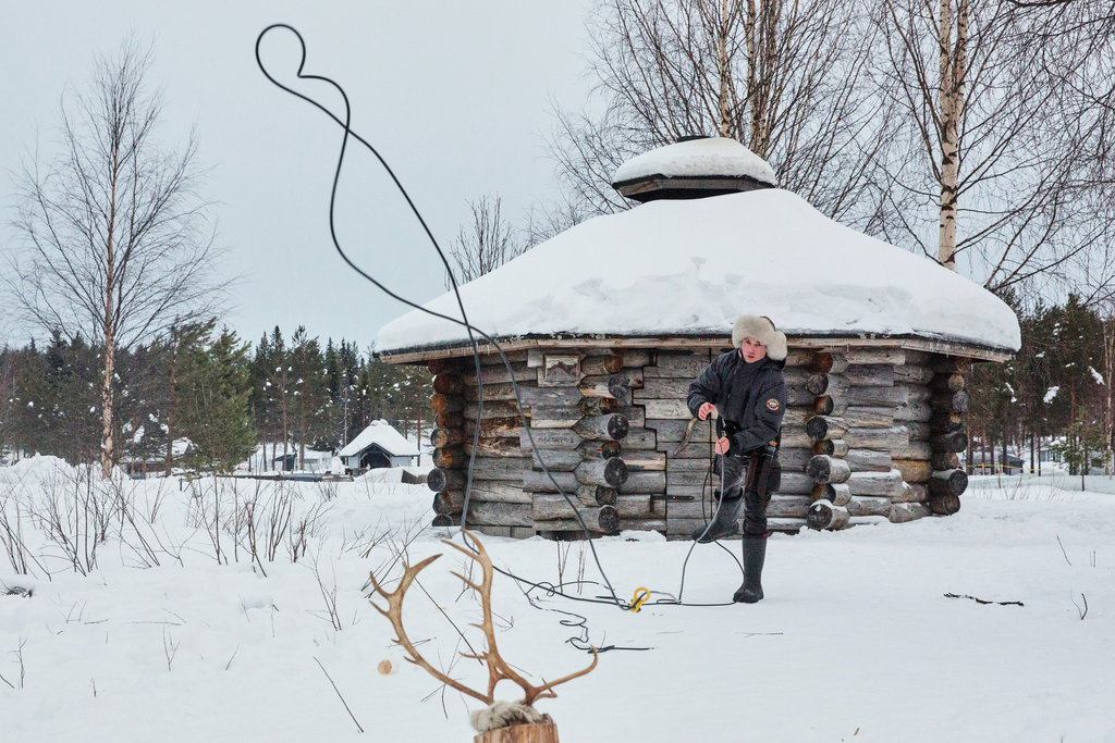 Young reindeer herder Antti-Akseli Pohtila practices throwing a suopunki, a traditional reindeer lasso, during the Salla Porocup reindeer sprint racing event in Salla, Finland, March 8, 2026. (AP Photo/Aino Vaananen)