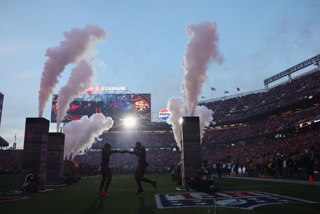 San Francisco 49ers wide receivers Demarcus Robinson, left, and Kendrick Bourne take the field before an NFL football game against the Seattle Seahawks in Santa Clara, Calif., Saturday, Jan. 3, 2026. (AP Photo/Jed Jacobsohn)