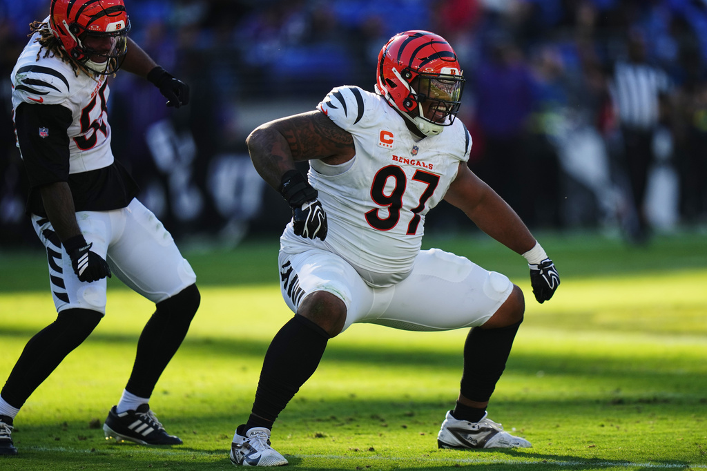 Cincinnati Bengals defensive tackle Dexter Lawrence II (97) celebrates during the second half of an NFL football game against the Baltimore Ravens in Baltimore, Sunday, Oct. 25, 2026. (AP Photo/Stephanie Scarbrough)