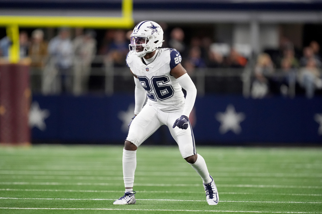 FILE - Dallas Cowboys cornerback DaRon Bland defends against the Cincinnati Bengals during an NFL football game in Arlington, Texas, Dec. 9, 2024. (AP Photo/Tony Gutierrez, file)