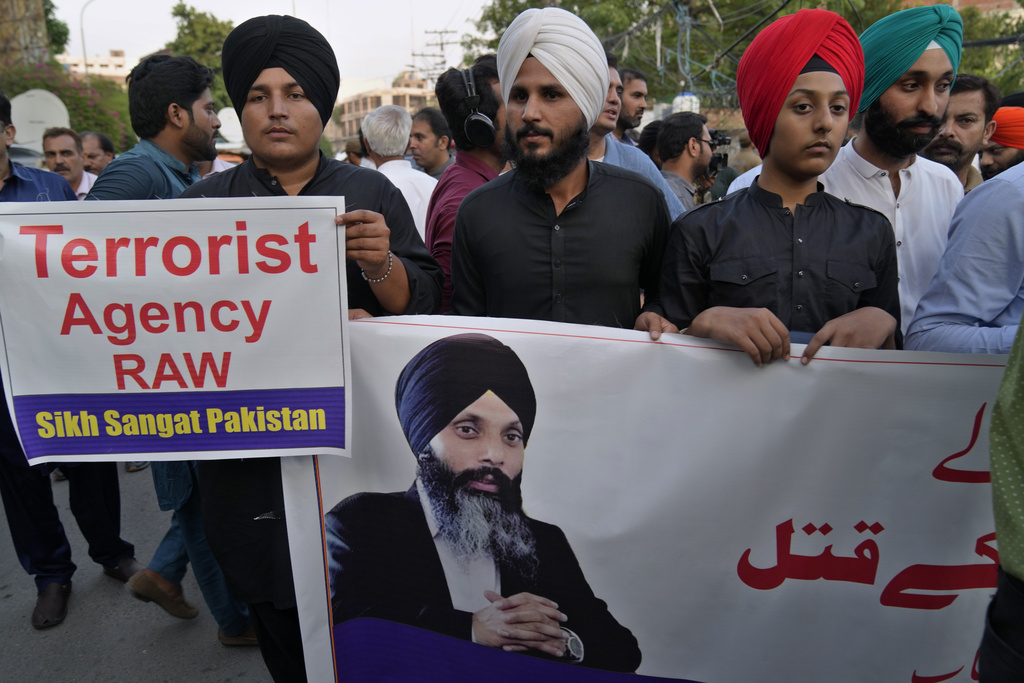 How did a killing at a Sikh temple lead to Canada and India expelling ...