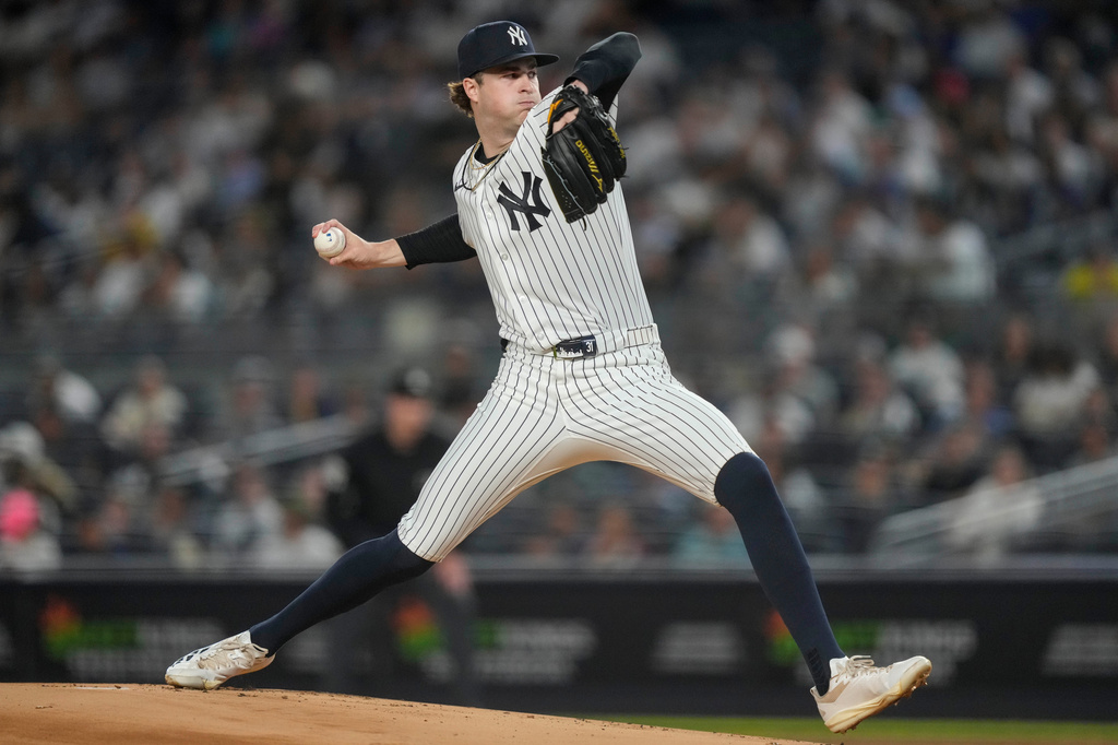 New York Yankees pitcher Cam Schlittler (31) throws during the first inning of a baseball game against the Toronto Blue Jays, Wednesday, May 20, 2026, in New York. (AP Photo/Yuki Iwamura)