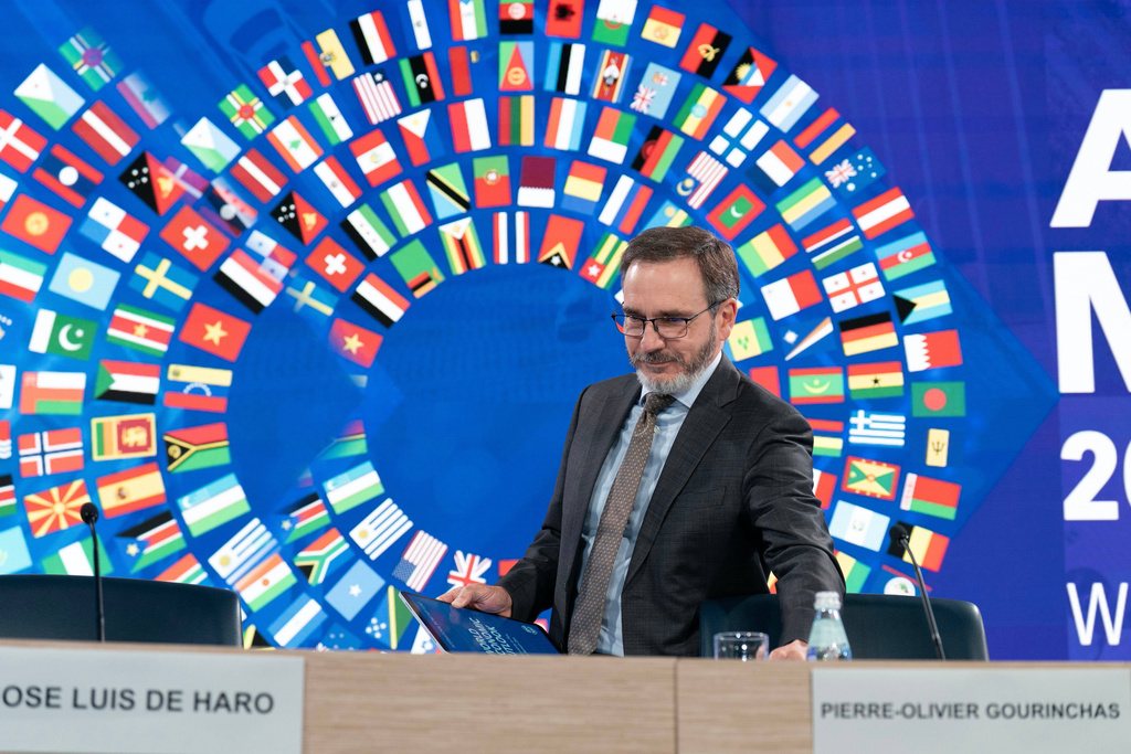 Economic Counsellor and Director, Research Department, IMF Pierre-Olivier Gourinchas arrives to a news conference during the World Bank/IMF Annual Meetings at the International Monetary Fund (IMF) headquarters in Washington, Tuesday, Oct. 14, 2025. (AP Photo/Jose Luis Magana)