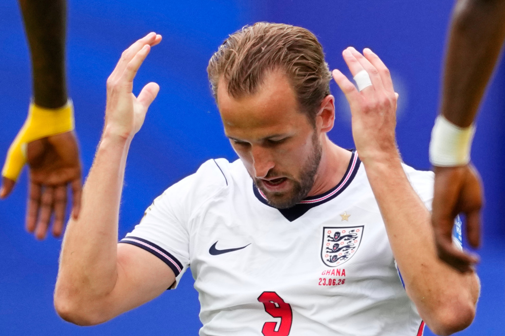England's Harry Kane (9) reacts after missing a shot on goal during the World Cup Group L soccer match between England and Ghana in Foxborough, Mass., near Boston, Tuesday, June 23, 2026. (AP Photo/Petr David Josek)