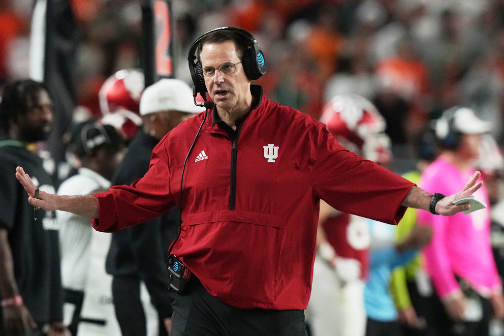 Indiana head coach Curt Cignetti reacts during the second half of the College Football Playoff national championship game against Miami, Monday, Jan. 19, 2026, in Miami Gardens, Fla. (AP Photo/Marta Lavandier)