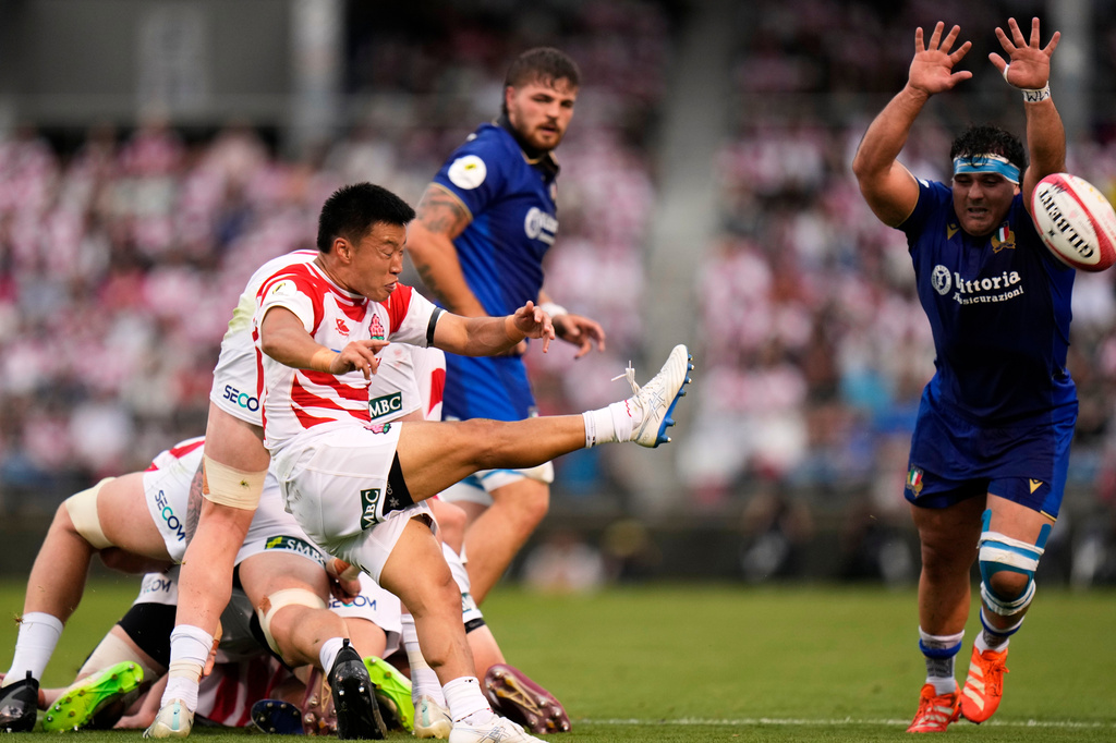 Japan's Naoto Saito kicks the ball during the Nations Championship rugby match between Japan and Italy in Tokyo, Saturday, July 4, 2026. (AP Photo/Shuji Kajiyama)