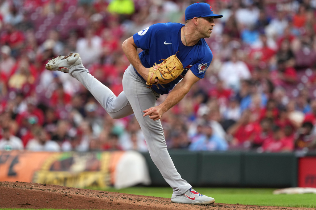 Chicago Cubs pitcher Matthew Boyd follows through on a delivery during the second inning of a baseball game against the Cincinnati Reds, in Cincinnati, Saturday, Sept. 19, 2026, (AP Photo/Kareem Elgazzar)