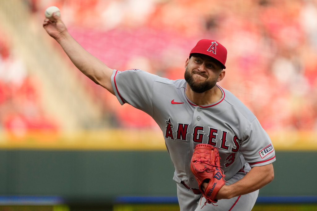 Los Angeles Angels pitcher Chase Silseth throws during the eighth inning of a baseball game against the Cincinnati Reds in Cincinnati, Saturday, April 11, 2026. (AP Photo/Carolyn Kaster)