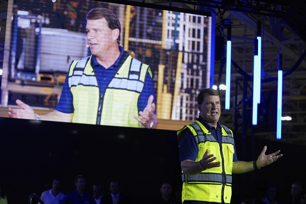 Ford CEO Jim Farley speaks at the Louisville Assembly Plant, Monday, Aug. 11, 2025, in Louisville, Ky. (AP Photo/Darron Cummings)