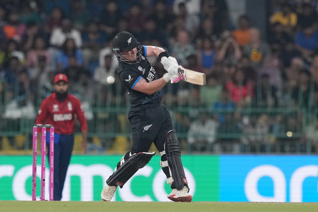 New Zealand's Tim Seifert plays a shot during the T20 World Cup cricket match between England and New Zealand in Colombo, Sri Lanka, Friday, Feb. 27, 2026. (AP Photo/Eranga Jayawardena)