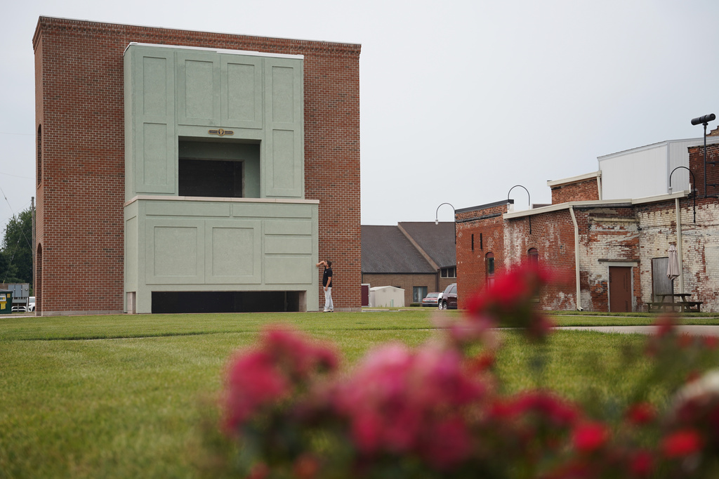 A 30-foot replica of a Hoosier cabinet stands in Nappanee, Ind., Thursday, Aug. 6, 2026. (AP Photo/Obed Lamy)