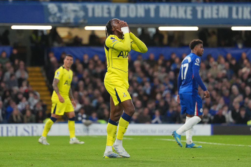Tottenham's Destiny Udogie reacts during a Premier League soccer match between Chelsea and Tottenham in London, Tuesday, May 19, 2026. (AP Photo/Kirsty Wigglesworth)