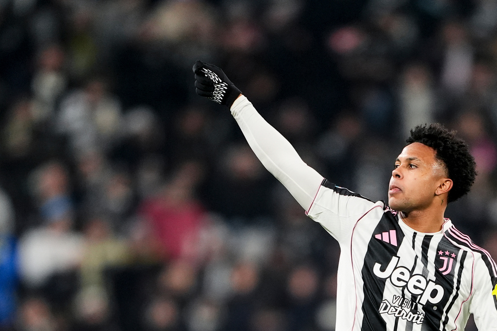Juventus' Weston McKennie celebrates after scoring the 5-0 goal for his team during the Serie A soccer match between Juventus Fc and Cremonese at the Juventus Stadium, in Turin, Italy, Monday, Jan. 12, 2026. (Fabio Ferrari/LaPresse via AP)