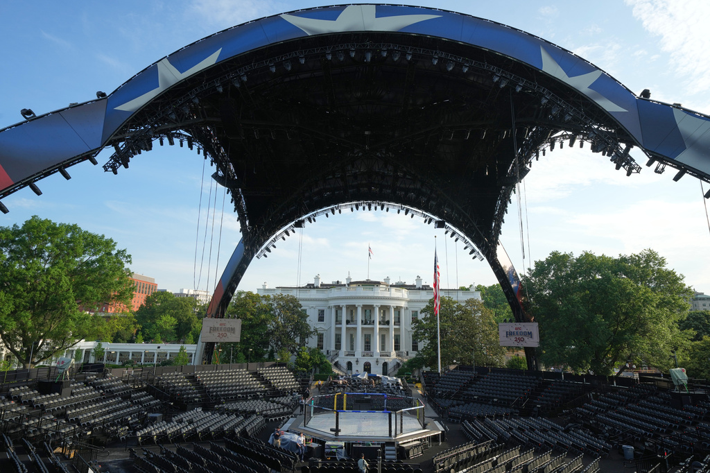 The arena for the UFC Freedom 250 fights on the South Lawn of the White House is photographed Thursday, June 11, 2026, in Washington. (AP Photo/Alex Brandon)
