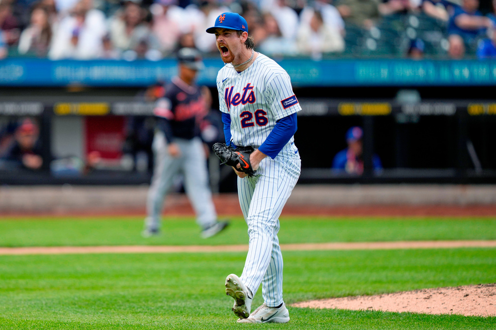 New York Mets starting pitcher Nolan McLean (26) reacts during the seventh inning of a baseball game against the Detroit Tigers, Thursday, May 14, 2026, in New York. (AP Photo/Yuki Iwamura)