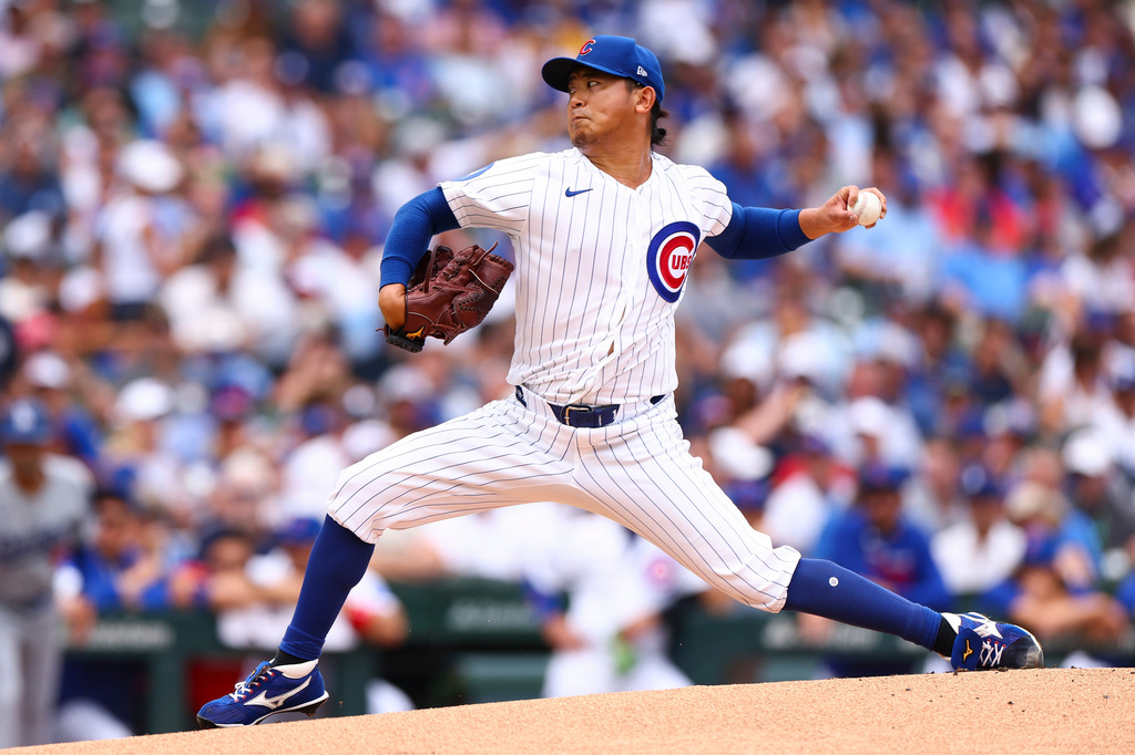 Chicago Cubs pitcher Shota Imanaga throws to a Los Angeles Dodgers batter during the first inning of a baseball game in Chicago, Wednesday, Aug. 5, 2026. (AP Photo/Jessie Alcheh)