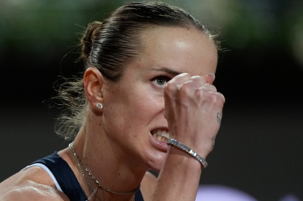 Ukraine's Elina Svitolina celebrates a winning point as she plays against United States' Coco Gauff during their women's final match at the Italian Open tennis tournament in Rome, Saturday, May 16, 2026. (AP Photo/Alessandra Tarantino)