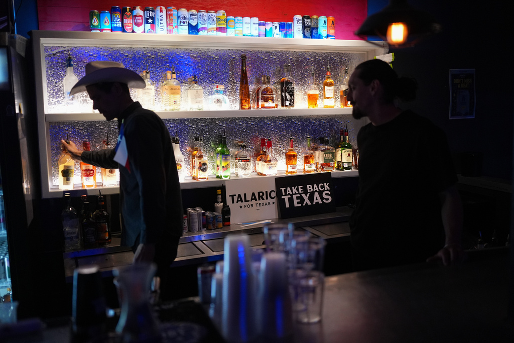Supporters of Texas state Rep. James Talarico, D-Austin, a Democratic candidate for the U.S. Senate, attend a primary election watch party Tuesday, March 3, 2026, in Austin, Texas. (AP Photo/Eric Gay)