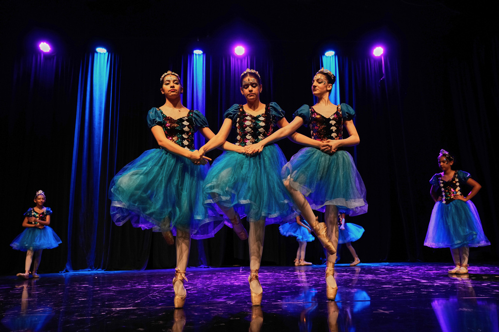 Students from the Baghdad Ballet Academy perform in a production titled "Mermaid" at Al-Sinbad Theater in Baghdad, Iraq, Friday, Sept. 25, 2026. (AP Photo/Hadi Mizban)