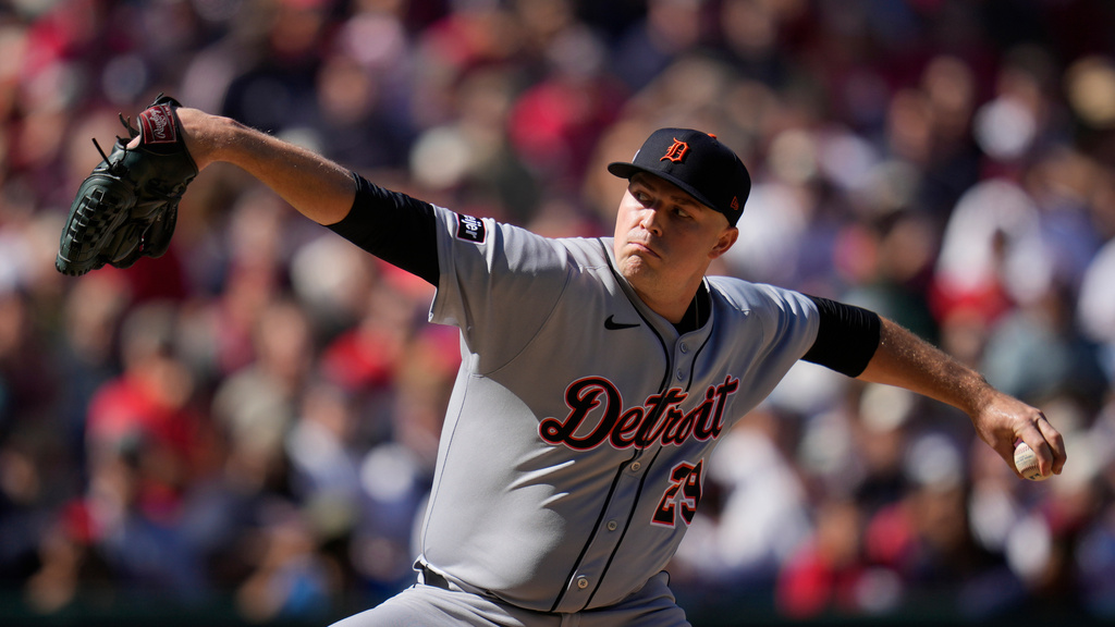 Detroit Tigers starting pitcher Tarik Skubal throws during the second inning of Game 1 of the American League Wild Card baseball playoff against the Cleveland Guardians series in Cleveland, Tuesday, Sept. 30, 2025. (AP Photo/Sue Ogrocki)
