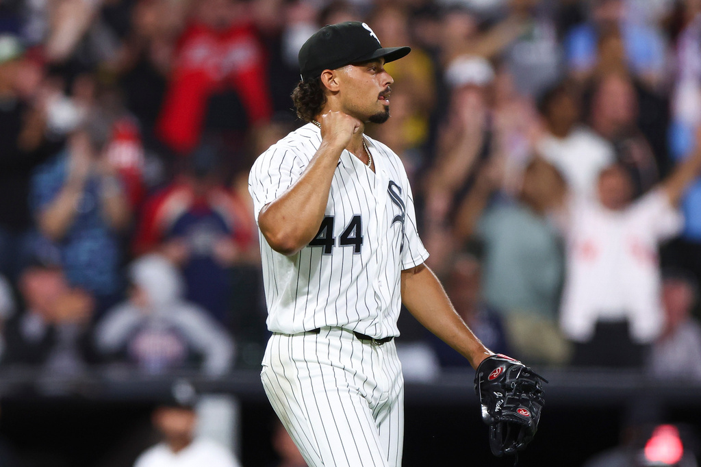 Chicago White Sox pitcher Jordan Hicks (44) reacts during the 12th inning of a baseball game against the New York Yankees in Chicago, Wednesday, July 29, 2026. (AP Photo/Jessie Alcheh)