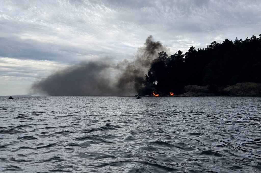 This photo provided by Dave Eastman shows a seaplane after it crashed near Sucia Island in the San Juan Islands, Wash., Thursday, July 23, 2026. (Dave Eastman via AP)