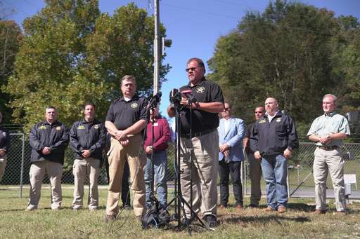 Humphreys County Sheriff Chris Davis, right, stands beside Hickman County Sheriff J. Craft as they respond to questions from reporters at a news conference Monday, Oct. 13, 2025, in McEwen, Tenn., at Accurate Energetic Systems. (AP Photo/Obed Lamy) Humphreys County Sheriff Chris Davis, right, stands beside Hickman County Sheriff J. Craft as they respond to questions from reporters at a news conference Monday, Oct. 13, 2025, in McEwen, Tenn., at Accurate Energetic Systems. (AP Photo/Obed Lamy)