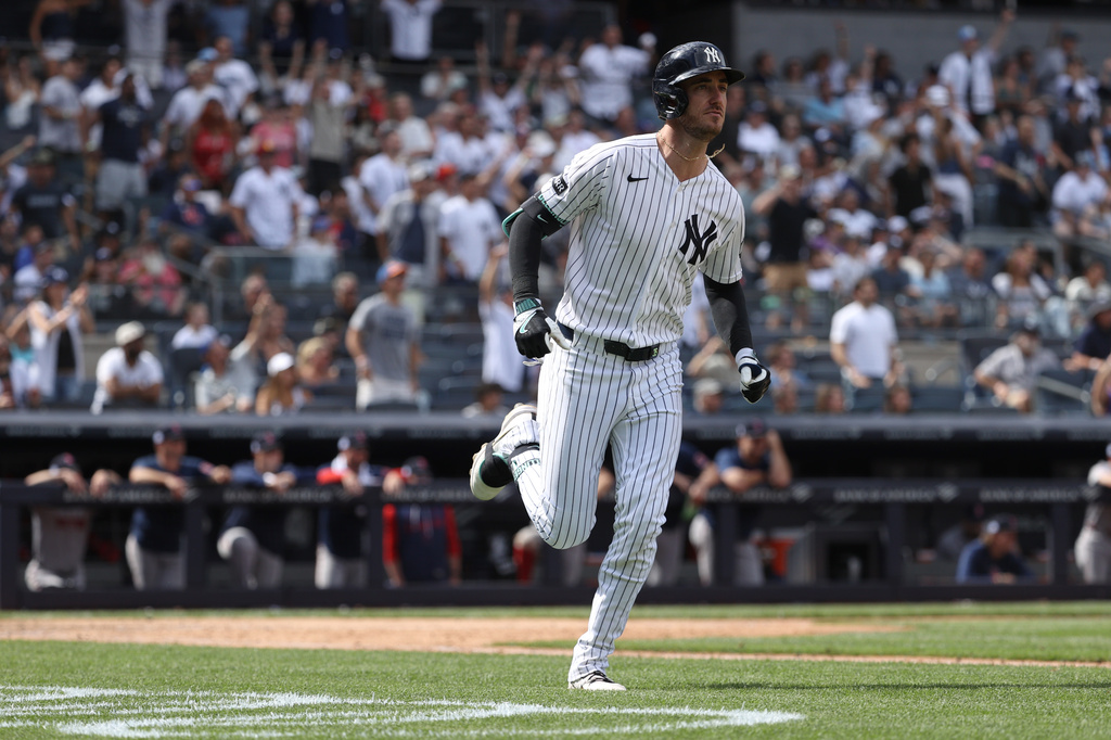 New York Yankees' Cody Bellinger runs after hitting a home run during the eighth inning of a baseball game against the Boston Red Sox, Sunday, June 7, 2026, in New York. (AP Photo/Pamela Smith)