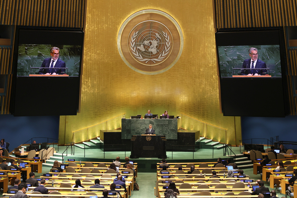 Prime minister of Netherlands Hendrikus Wilhelmus Maria Schoof addresses the 80th session of the United Nations General Assembly, Thursday, Sept. 25, 2025, at U.N. headquarters. (AP Photo/Pamela Smith)
