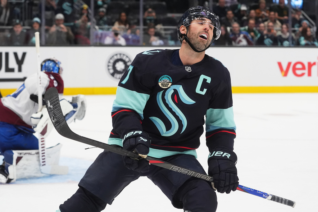 Seattle Kraken right wing Jordan Eberle reacts after his penalty shot was blocked by Colorado Avalanche goaltender Mackenzie Blackwood during the third period of an NHL hockey game Tuesday, Dec. 16, 2025, in Seattle. (AP Photo/Lindsey Wasson)