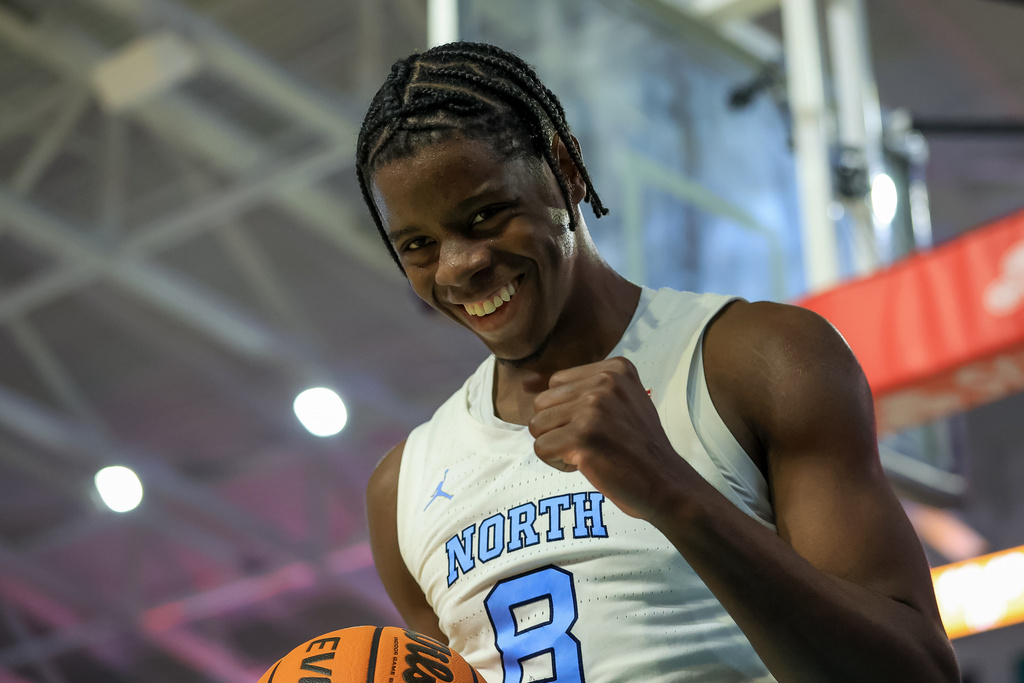 North Carolina forward Caleb Wilson reacts after being fouled by Michigan State during the first half of an NCAA college basketball game Thursday, Nov. 27, 2025, in Fort Myers, Fla. (AP Photo/Mike Carlson)