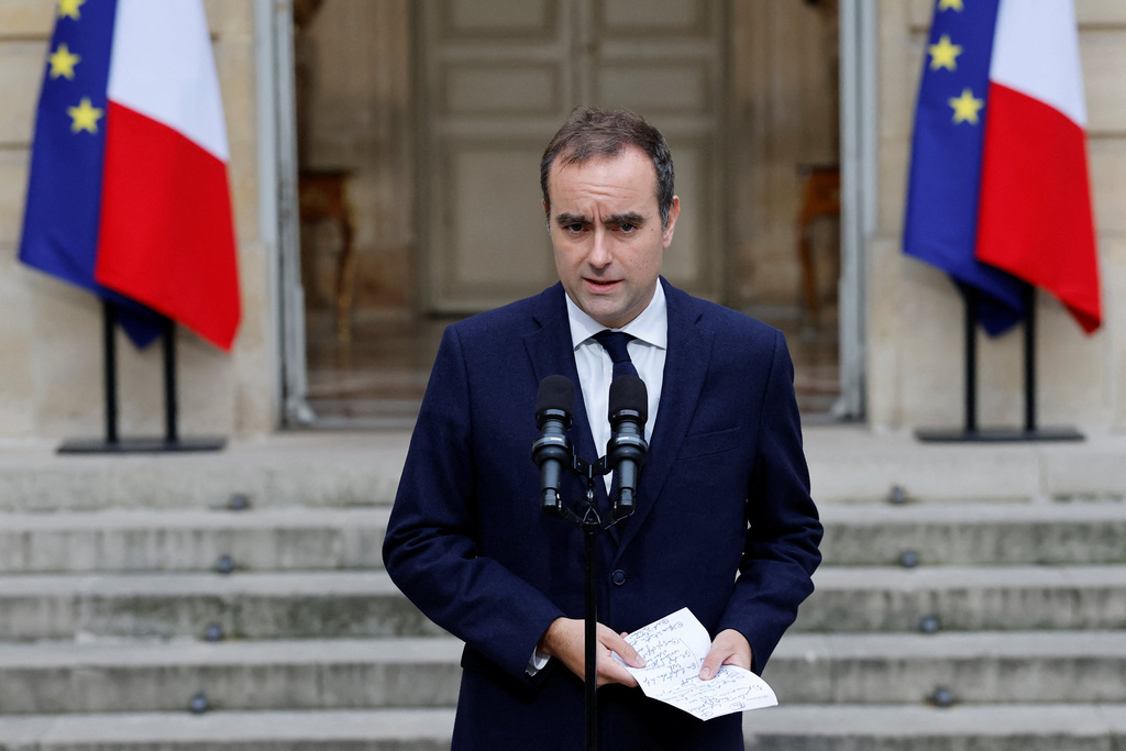 French outgoing Prime Minister Sebastien Lecornu makes a statement at the Hotel Matignon, the Prime Minister's residence, Wednesday, Oct. 8, 2025. (Stephanie Lecocq, Pool via AP)