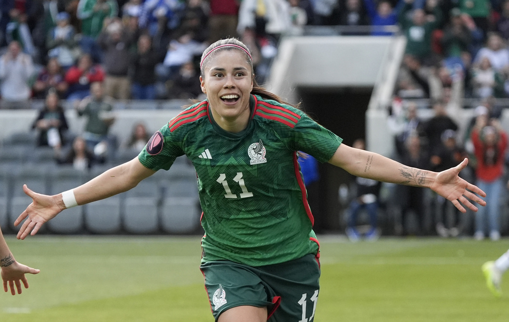 FILE - Mexico midfielder Lizbeth Ovalle celebrates her goal during the second half of a CONCACAF Gold Cup women's soccer tournament quarterfinal against Paraguay on March 3, 2024, in Los Angeles. (AP Photo/Marcio Jose Sanchez, File)