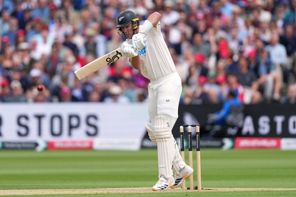 New Zealand's Kyle Jamieson plays a shot during the second day of the test match between England and New Zealand at Lord's cricket ground in London, Friday, June 5, 2026. (AP Photo/Kirsty Wigglesworth)