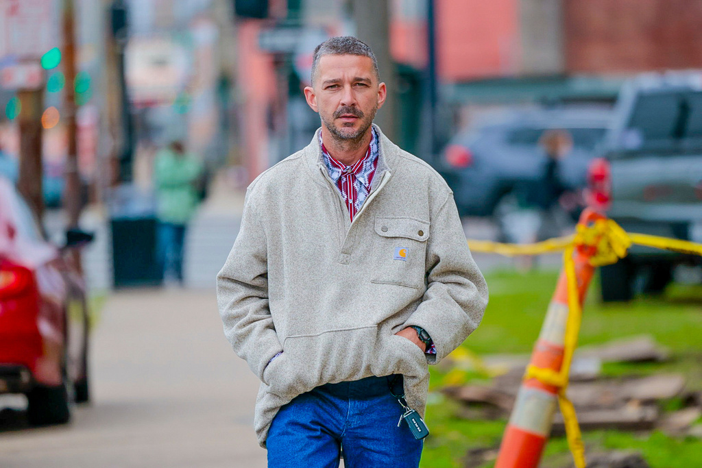Actor Shia LaBeouf, who was arrested this month over an alleged assault outside a bar during Mardi Gras, enters New Orleans Criminal Court, Thursday, Feb. 26, 2026. (Chris Granger/The Times-Picayune/The New Orleans Advocate via AP)