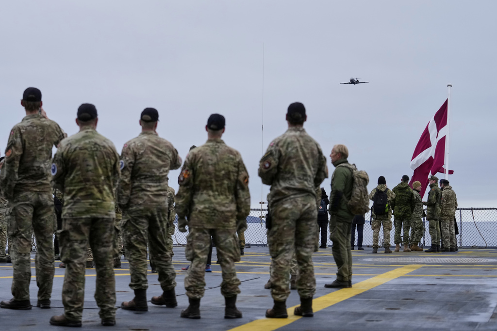 Danish military forces participate in a military exercise with hundreds of troops from several European NATO members in the Arctic Ocean in Nuuk, Greenland, Monday, Sept. 15, 2025. (AP Photo/Ebrahim Noroozi)