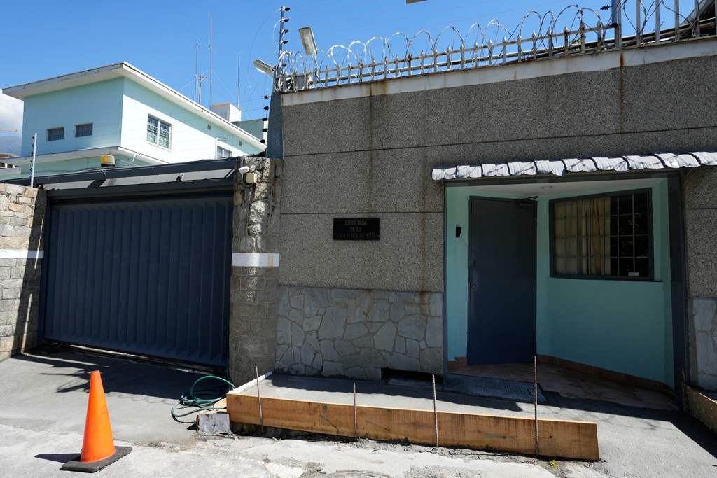 The access ramp to the entrance of the Russian Embassy is under construction in Caracas, Venezuela, Monday, Dec. 22, 2025. (AP Photo/Matias Delacroix)
