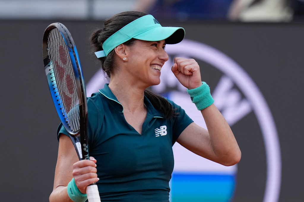 Romania's Sorana Cirstea reacts after winning the match against Belarus' Aryna Sabalenka at the Italian Open tennis tournament in Rome, Saturday, May 9, 2026. (AP Photo/Alessandra Tarantino)