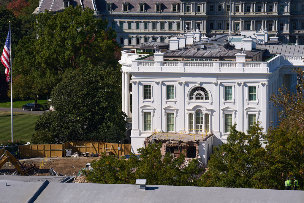 Work continues on the largely demolished part of the East Wing of the White House, Thursday, Oct. 23, 2025, in Washington, before construction of a new ballroom. (AP Photo/Jacquelyn Martin)