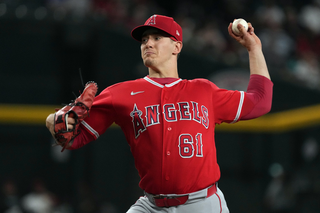 Los Angeles Angels pitcher Sam Aldegheri throws against the Arizona Diamondbacks in the first inning of a baseball game, Wednesday, June 17, 2026, in Phoenix. (AP Photo/Rick Scuteri)