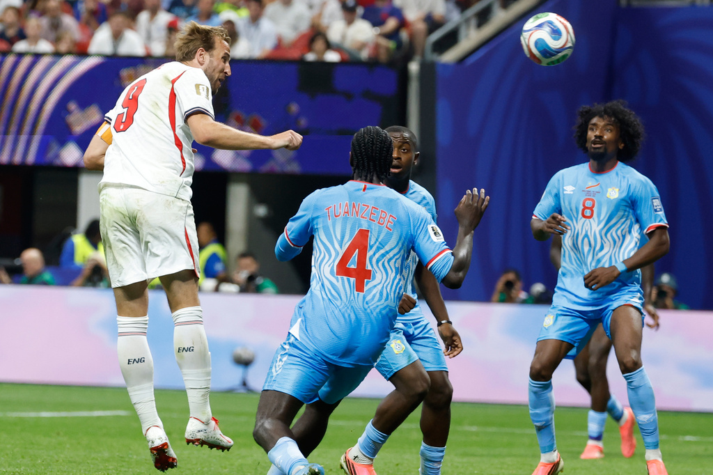 England's Harry Kane (9) scores his side's first goal against Congo during the World Cup round of 32 soccer match in Atlanta, Wednesday, July 1, 2026. (AP Photo/Erik S. Lesser)