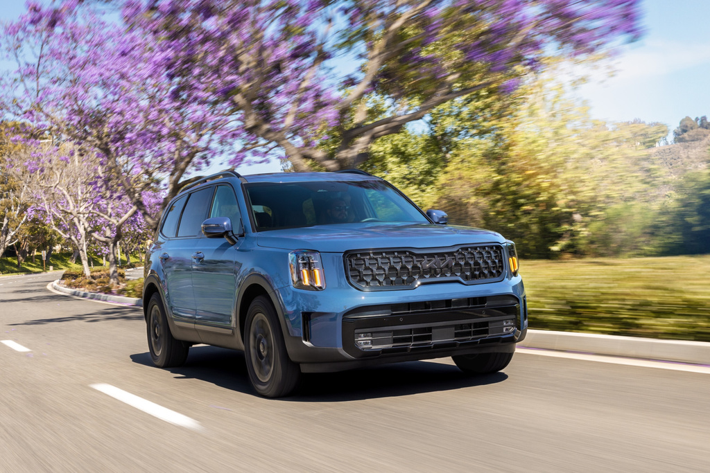 This photo provided by Kia shows the 2025 Kia Telluride. The three-row SUV boasts a comfortable ride, loads of space, and a lower starting price than the Palisade. (Courtesy of Kia America via AP)