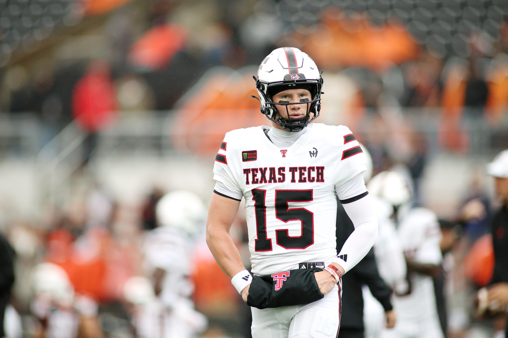 Texas Tech quarterback Will Hammond (15) warms up before an NCAA college football game against Oregon State, Saturday, Sept. 12, 2026, in Corvallis, Ore. (AP Photo/Lydia Ely)