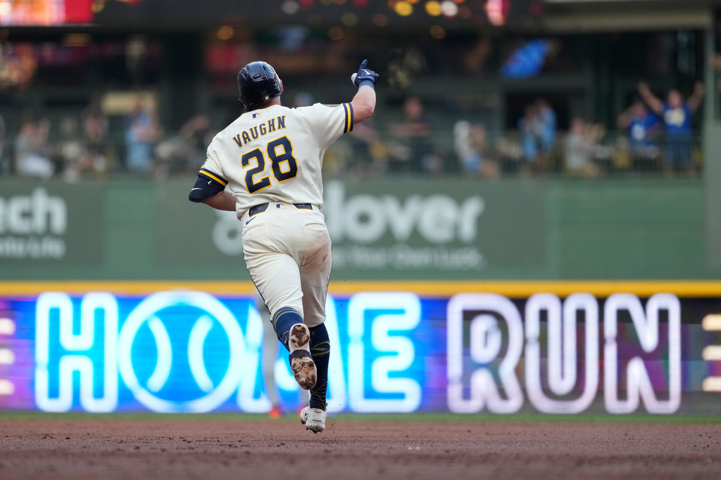 Milwaukee Brewers' Andrew Vaughn rounds the bases after hitting a two-run home run during the third inning of a baseball game against the New York Mets, Monday, July 20, 2026, in Milwaukee. (AP Photo/Aaron Gash)