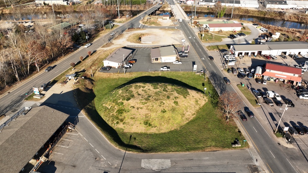 This photo provided by the Noquisi Initiative shows the Noquisiyi Mound on Nov. 30, 2021, in Franklin, N.C. (Eric Haggart/Noquisi Initiative via AP)