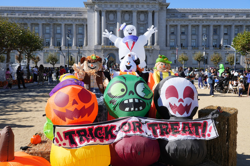 Halloween decorations are displayed in front of San Francisco City Hall at a pumpkin patch for disadvantaged children on Wednesday, Oct. 29, 2025, in San Francisco. (AP Photo/Terry Chea) Halloween decorations are displayed in front of San Francisco City Hall at a pumpkin patch for disadvantaged children on Wednesday, Oct. 29, 2025, in San Francisco. (AP Photo/Terry Chea)