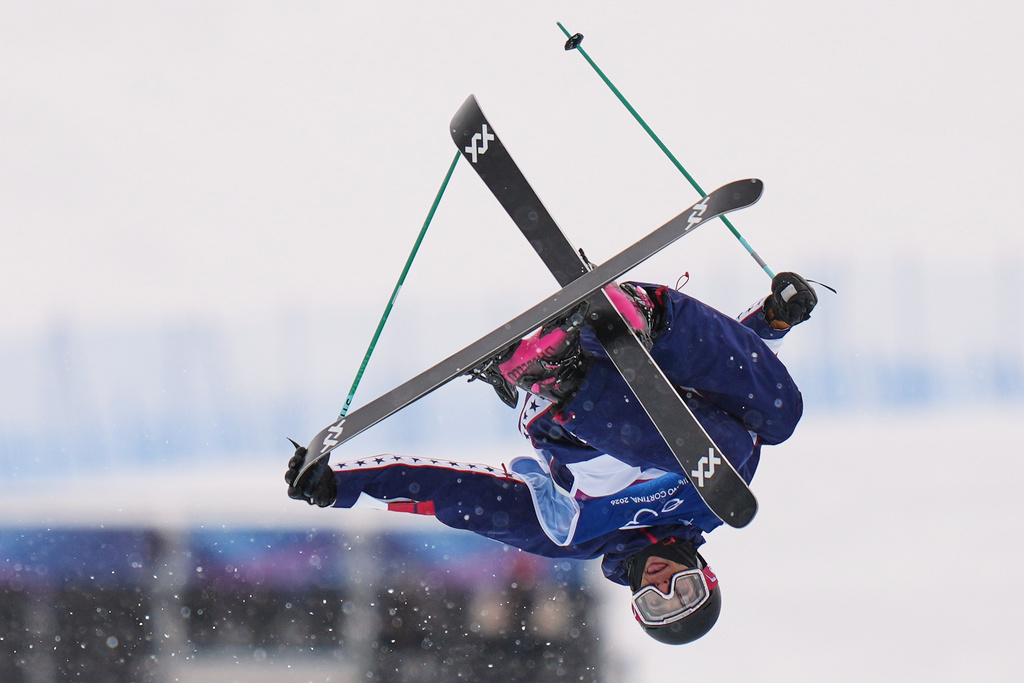 United States' Nick Goepper competes during the men's freestyle skiing halfpipe qualifications at the 2026 Winter Olympics, in Livigno, Italy, Friday, Feb. 20, 2026. (AP Photo/Julia Demaree Nikhinson)
