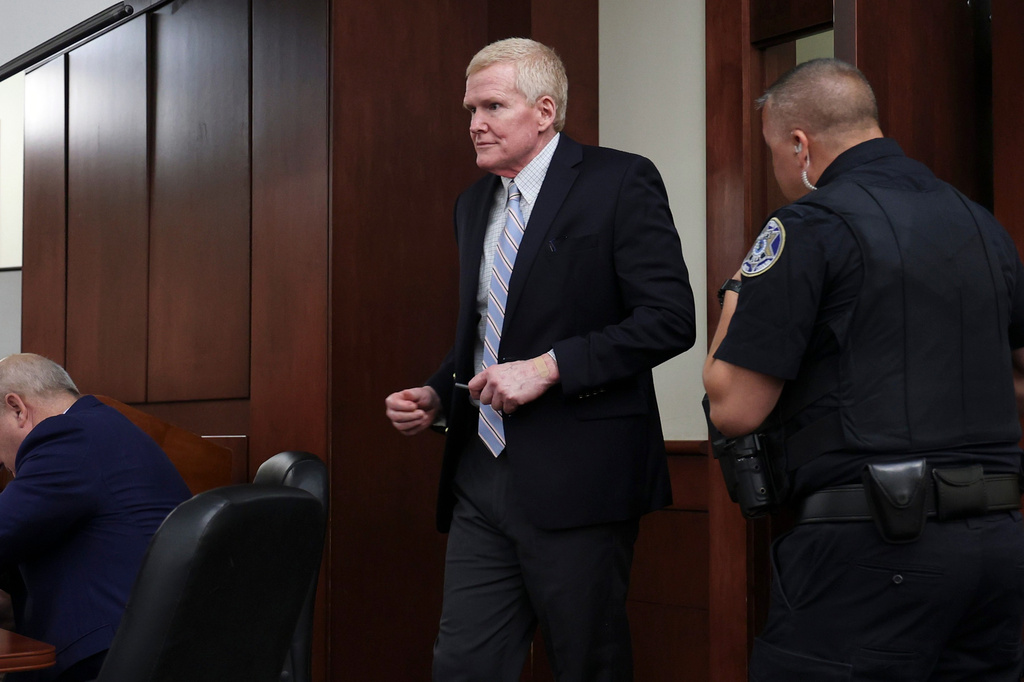 Alex Murdaugh, dressed in street clothing, enters the courtroom for a hearing Friday, Aug. 14, 2026, at the Marc H. Westbrook Judicial Center in Lexington, S.C. (Tracy Glantz/Pool Photo via AP)