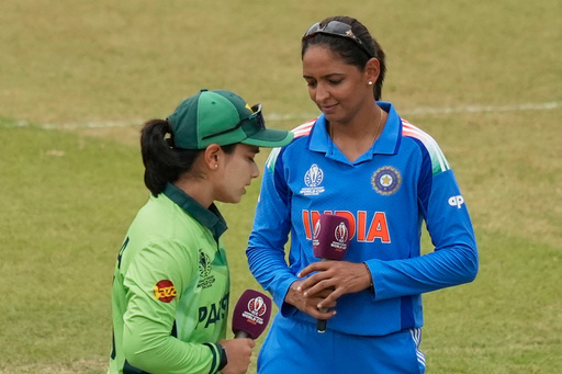 India's captain Harmanpreet Kaur, right, and Pakistan's captain Fatima Sana look on before the ICC Women's Cricket World Cup match between India and Pakistan at Premadasa Stadium in Colombo, Sri Lanka, Sunday, Oct, 5, 2025. (AP Photo/Eranga Jayawardena) India's captain Harmanpreet Kaur, right, and Pakistan's captain Fatima Sana look on before the ICC Women's Cricket World Cup match between India and Pakistan at Premadasa Stadium in Colombo, Sri Lanka, Sunday, Oct, 5, 2025. (AP Photo/Eranga Jayawardena)