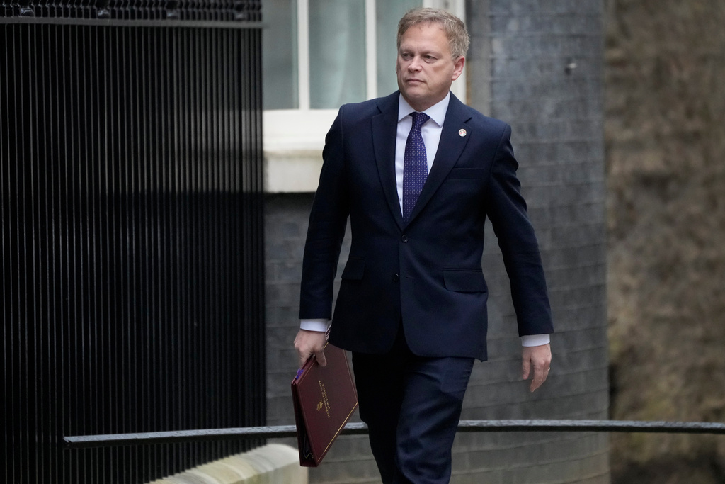 FILE - Britain's Defence Secretary Grant Shapps arrives in Downing Street for a cabinet meeting in London, Wednesday, March 6, 2024.(AP Photo/Frank Augstein, File)